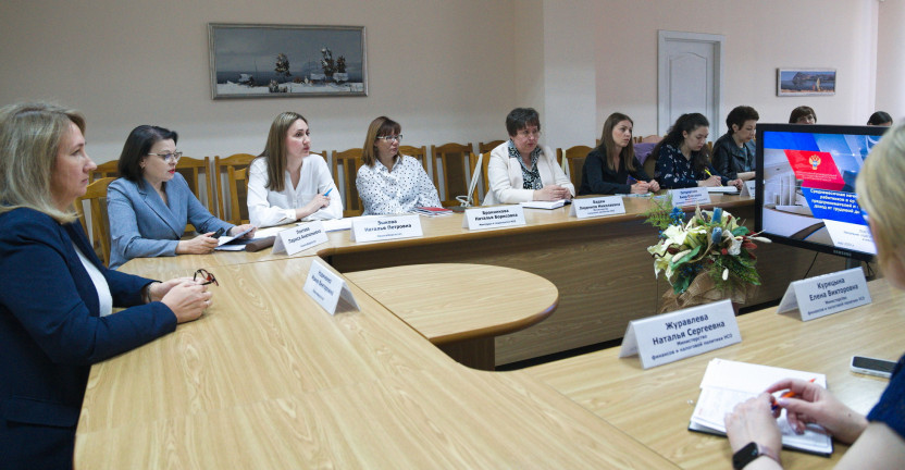 В Новосибирскстате прошел семинар с представителями органов государственной власти Новосибирской области